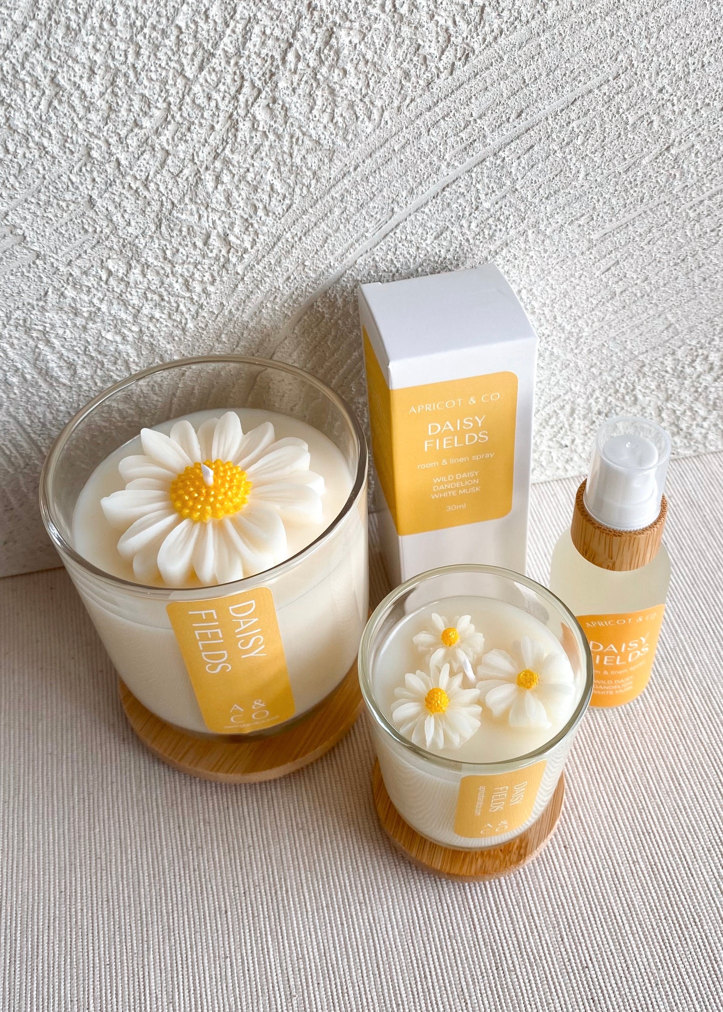Daisy Fields Candle
