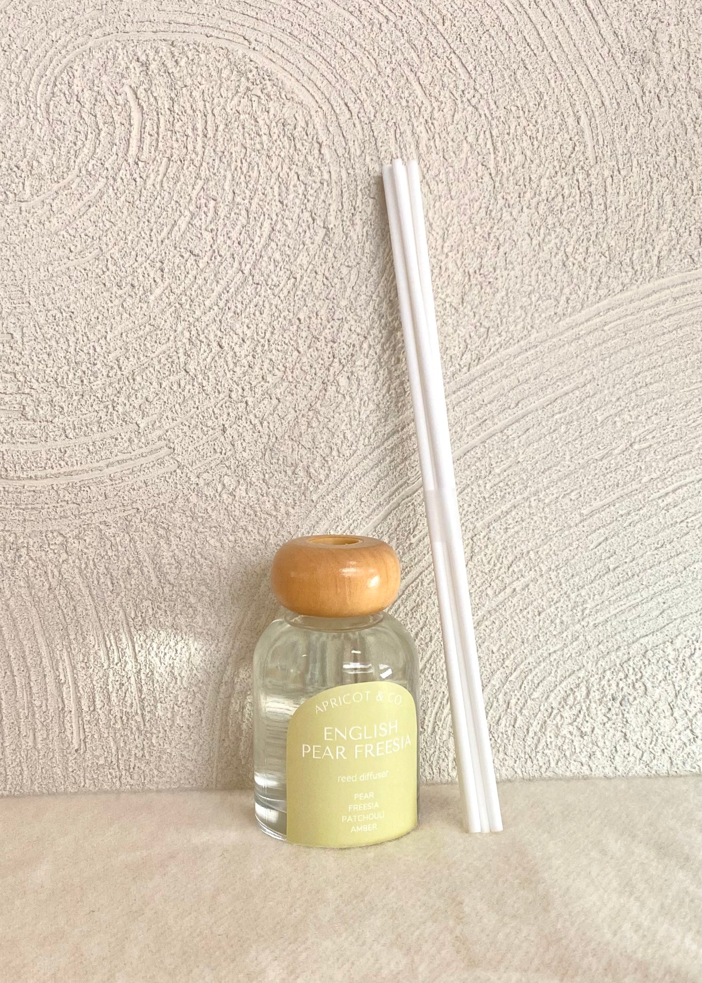 English Pear Freesia Reed Diffuser