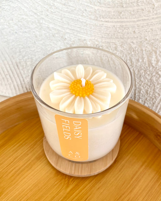 Daisy Fields Large Candle